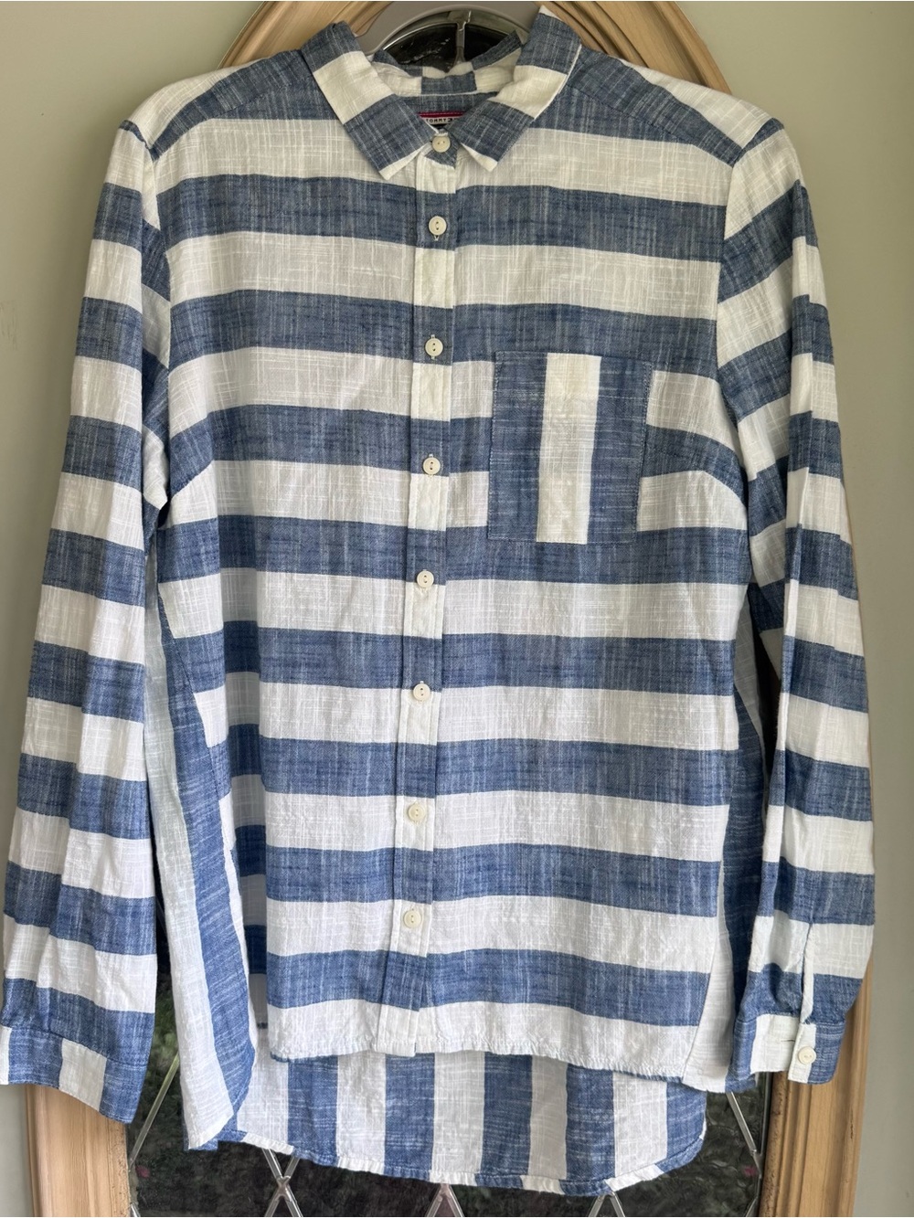 Tommy Hilfiger 100% Cotton Blue and White Horizontal Stripe Button-Down Shirt